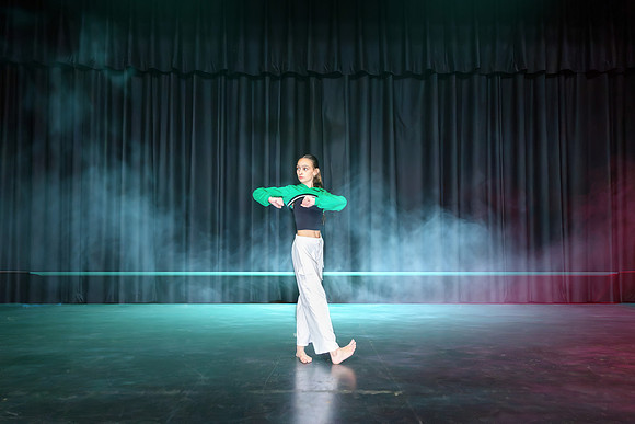 591A8907-Edit-SharpenAI-motion copy