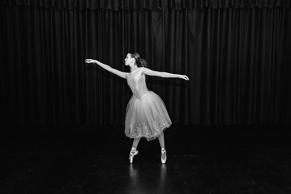 591A8935-Edit-SharpenAI-motion-1