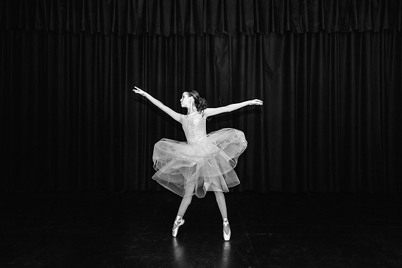 591A8946-Edit-SharpenAI-motion-1