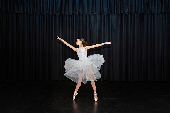 591A8946-Edit-SharpenAI-motion