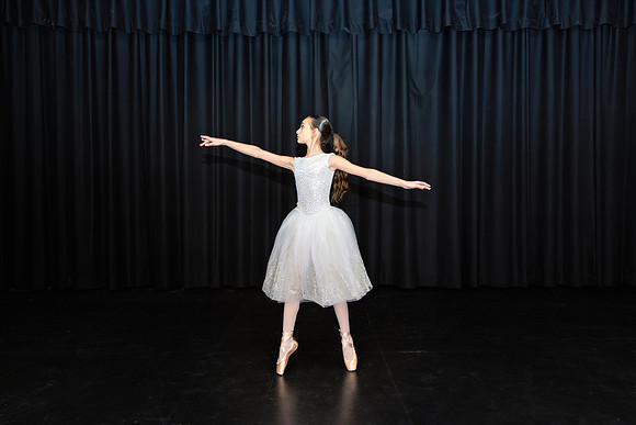 591A8954-Edit-SharpenAI-motion